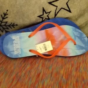 NWT Victoria Secret Pink flip flops sz large